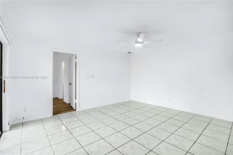 Adosado en alquiler en Plantation, Florida, 3 dormitorios, 146.51 m2 № 1975789 - foto 5