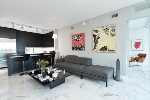 Снять в аренду кондоминиум в Майами, Флорида 2 спальни, 155.43м2, № 2003658 - фото 10