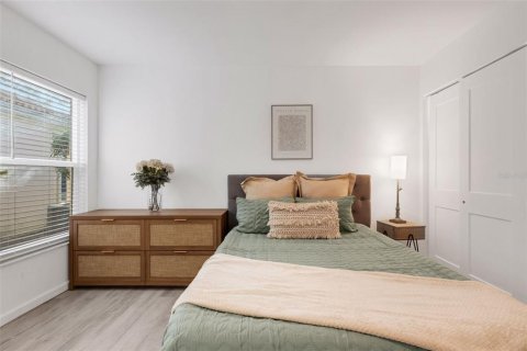 Condo in Venice, Florida, 2 bedrooms  № 2205872 - photo 30