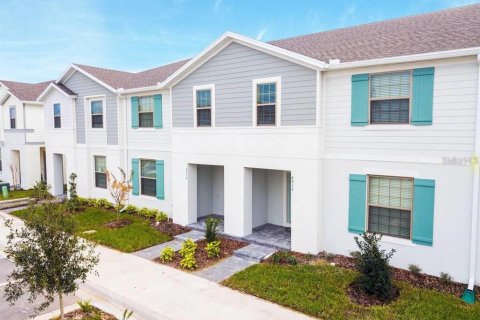 Townhouse in Kissimmee, Florida 5 bedrooms, 210.24 sq.m. № 1548175 - photo 27