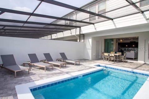 Townhouse in Kissimmee, Florida 5 bedrooms, 210.24 sq.m. № 1548175 - photo 3