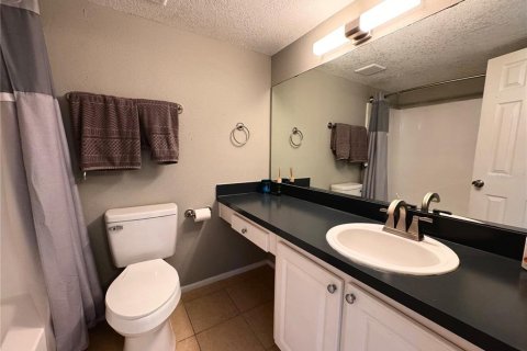 Condo in Altamonte Springs, Florida, 2 bedrooms № 2214162 - photo 8