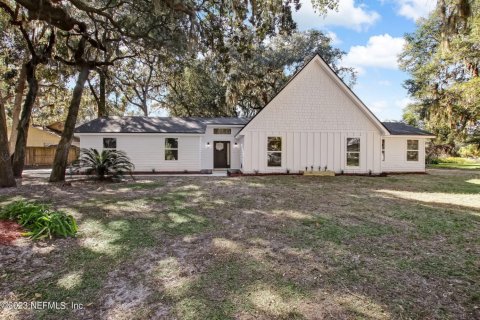 Casa en venta en Fernandina Beach, Florida, 3 dormitorios, 163.14 m2 № 829562 - foto 1