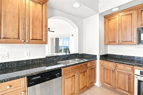 Copropriété à vendre à Saint Petersburg, Floride: 3 chambres, 232.26 m2 № 2115249 - photo 17