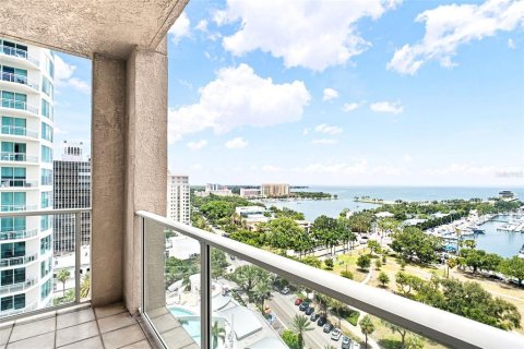 Copropriété à vendre à Saint Petersburg, Floride: 3 chambres, 232.26 m2 № 2115249 - photo 24