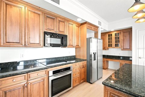 Copropriété à vendre à Saint Petersburg, Floride: 3 chambres, 232.26 m2 № 2115249 - photo 18