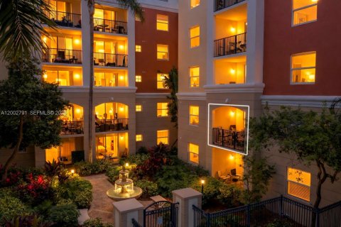 Condo in Sunny Isles Beach, Florida, 3 bedrooms № 2068697 - photo 2