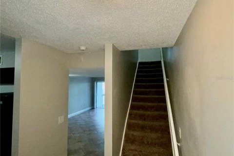 Condo in Orlando, Florida, 2 bedrooms № 2208735 - photo 5