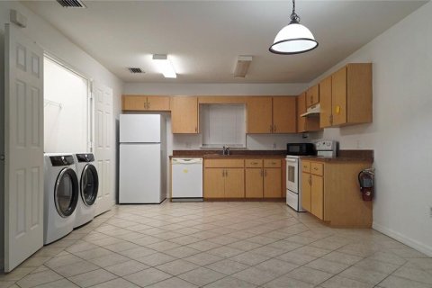 Apartment in Ocala, Florida 2 bedrooms, 92.07 sq.m. № 2199591 - photo 4
