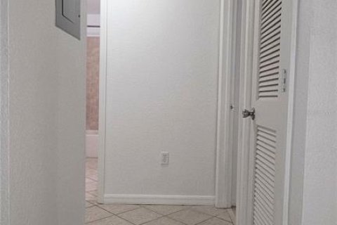 Apartment in Ocala, Florida 2 bedrooms, 92.07 sq.m. № 2199591 - photo 6