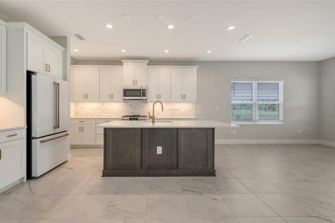 House in Bradenton, Florida 4 bedrooms, 216.65 sq.m. № 1843818 - photo 6