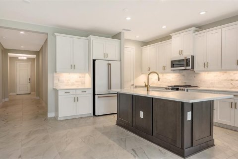 House in Bradenton, Florida 4 bedrooms, 216.65 sq.m. № 1843818 - photo 7