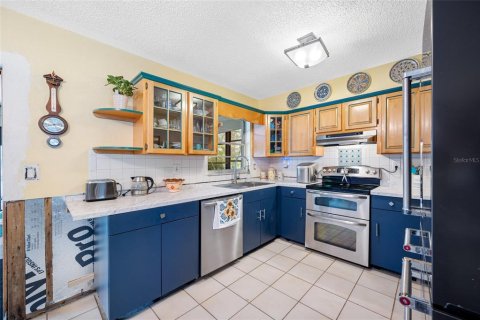 Casa en venta en Hernando Beach, Florida, 2 dormitorios, 97.18 m2 № 1652386 - foto 9