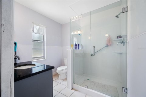 Casa en venta en Hernando Beach, Florida, 2 dormitorios, 97.18 m2 № 1652386 - foto 3