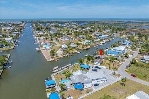 Casa en venta en Hernando Beach, Florida, 2 dormitorios, 97.18 m2 № 1652386 - foto 19