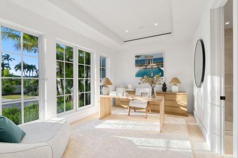 Купить виллу или дом в Палм-Бич, Флорида 4 спальни, 390.19м2, № 1972653 - фото 22