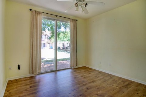 Touwnhouse à louer à Delray Beach, Floride: 3 chambres, 123.37 m2 № 2153825 - photo 11