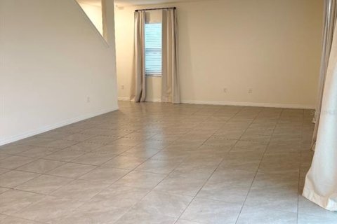 Casa en alquiler en Mount Dora, Florida, 4 dormitorios, 232.72 m2 № 1824930 - foto 4