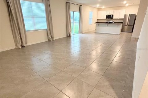 Casa en alquiler en Mount Dora, Florida, 4 dormitorios, 232.72 m2 № 1824930 - foto 3