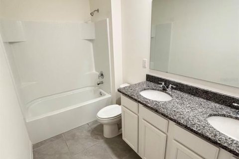 Casa en alquiler en Mount Dora, Florida, 4 dormitorios, 232.72 m2 № 1824930 - foto 15
