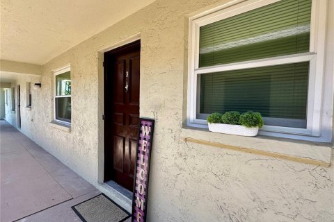 Condominio en alquiler en Largo, Florida, 2 dormitorios, 73.86 m2 № 1761158 - foto 5