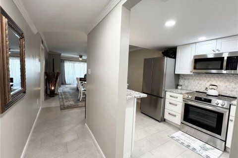 Copropriété à louer à Largo, Floride: 2 chambres, 73.86 m2 № 1761158 - photo 6