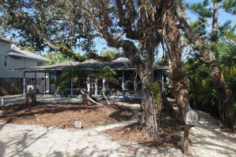 Casa en venta en Sarasota, Florida, 2 dormitorios, 105.63 m2 № 1849792 - foto 1