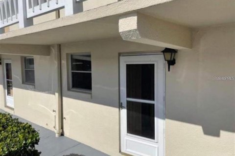 Condominio en alquiler en Daytona Beach, Florida, 2 dormitorios, 89.65 m2 № 1895206 - foto 1