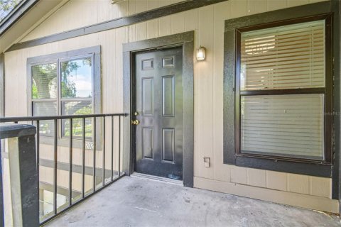 Copropriété à vendre à Tampa, Floride: 2 chambres, 84.73 m2 № 1904044 - photo 2