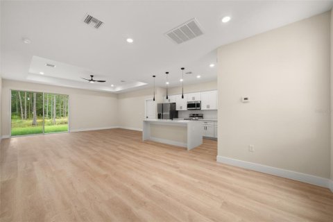 House in Sebring, Florida 4 bedrooms, 162.58 sq.m. № 2427061 - photo 6