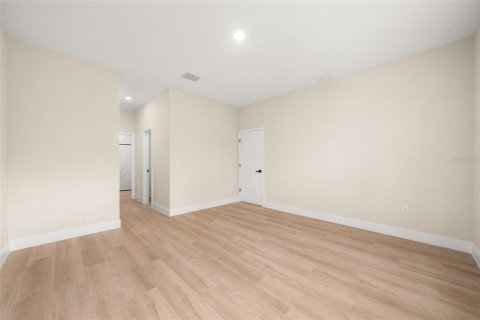 House in Sebring, Florida 4 bedrooms, 162.58 sq.m. № 2427061 - photo 29