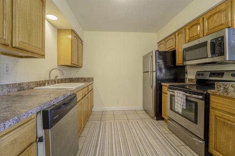 Condo in St. Lucie, Florida, 1 bedroom  № 2082605 - photo 2