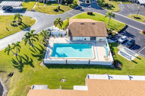Condo in St. Lucie, Florida, 1 bedroom  № 2082605 - photo 27