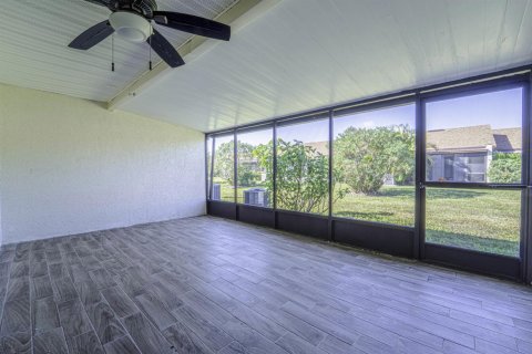 Condo in St. Lucie, Florida, 1 bedroom № 2082605