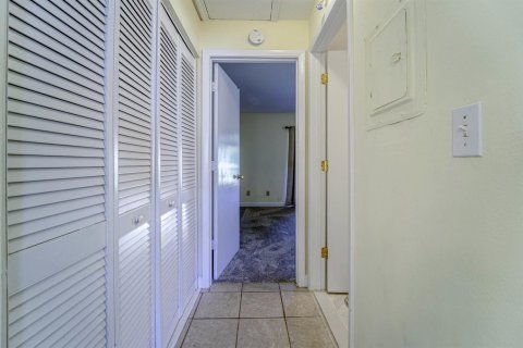Condo in St. Lucie, Florida, 1 bedroom  № 2082605 - photo 15