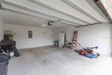 Casa en venta en New Smyrna Beach, Florida, 4 dormitorios, 154.4 m2 № 2151973 - foto 27