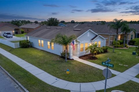 Casa en venta en New Smyrna Beach, Florida, 4 dormitorios, 154.4 m2 № 2151973 - foto 3