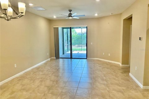 Villa ou maison à vendre à Bradenton, Floride: 2 chambres, 135.45 m2 № 2217151 - photo 12