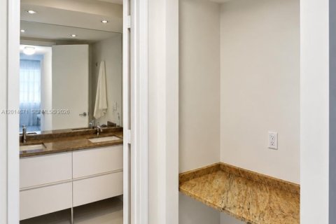 Copropriété à louer à Miami Beach, Floride: 2 chambres, 94.57 m2 № 2154870 - photo 26