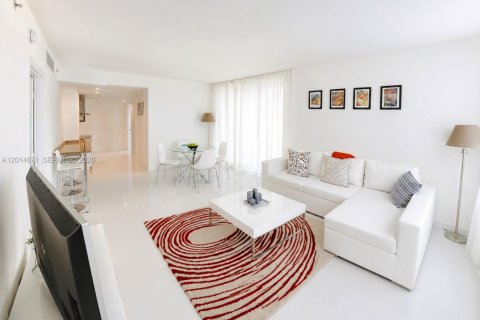 Copropriété à louer à Miami Beach, Floride: 2 chambres, 94.57 m2 № 2154870 - photo 14