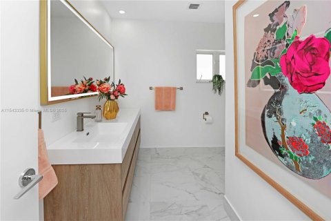 House in Fort Lauderdale, Florida 3 bedrooms № 1058084 - photo 17