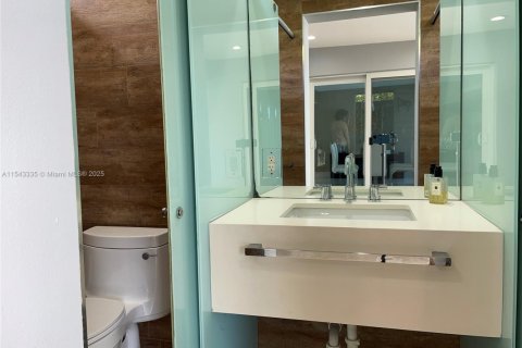 House in Fort Lauderdale, Florida 3 bedrooms № 1058084 - photo 30