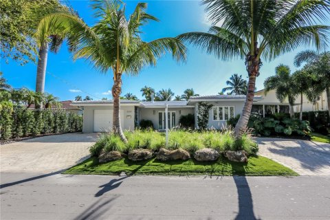 House in Fort Lauderdale, Florida 3 bedrooms № 1058084 - photo 2