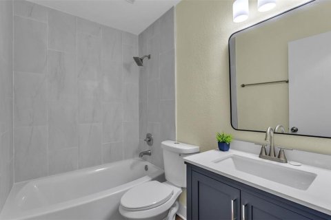 Casa en venta en Lakeland, Florida, 3 dormitorios, 93.92 m2 № 2411485 - foto 20