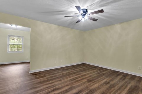 Casa en venta en Lakeland, Florida, 3 dormitorios, 93.92 m2 № 2411485 - foto 4