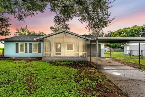 Villa ou maison à Lakeland, Floride 3 chambres, 93.92 m2 № 2411485