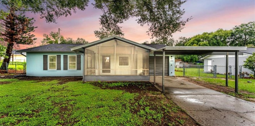Casa en Lakeland, Florida 3 dormitorios, 93.92 m2 № 2411485