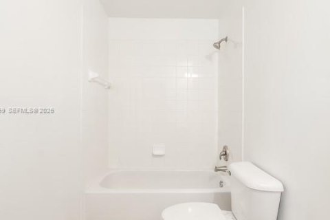 Villa ou maison à vendre à Miramar, Floride: 6 chambres, 317.35 m2 № 1995508 - photo 25