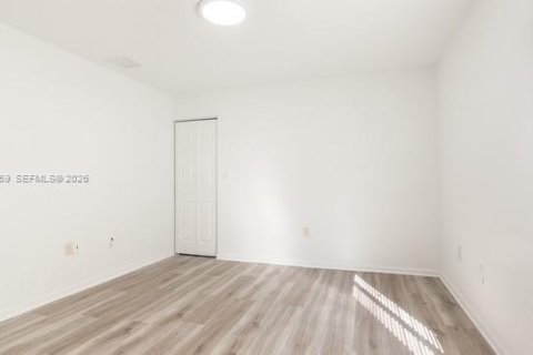 Villa ou maison à vendre à Miramar, Floride: 6 chambres, 317.35 m2 № 1995508 - photo 19