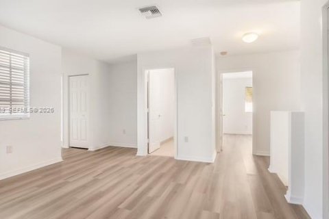 Villa ou maison à vendre à Miramar, Floride: 6 chambres, 317.35 m2 № 1995508 - photo 30